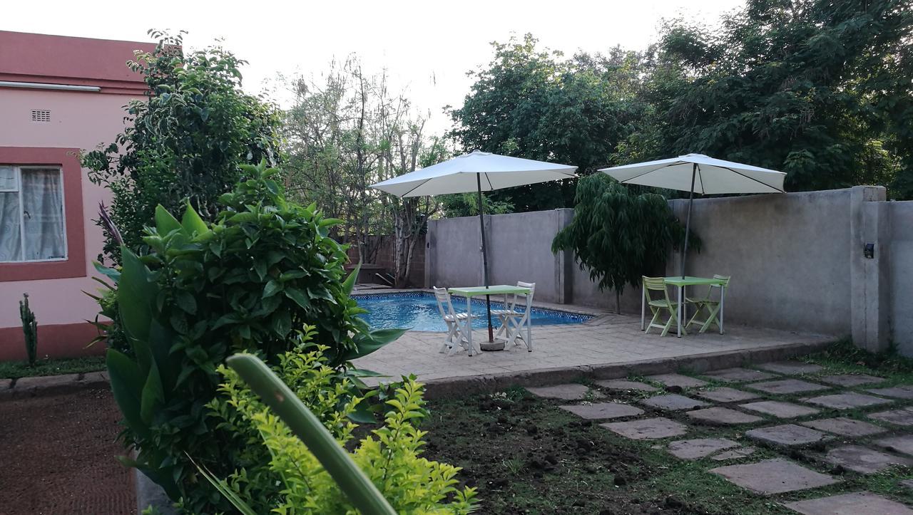 Lepatino Bed & Breakfast Livingstone Ngoại thất bức ảnh