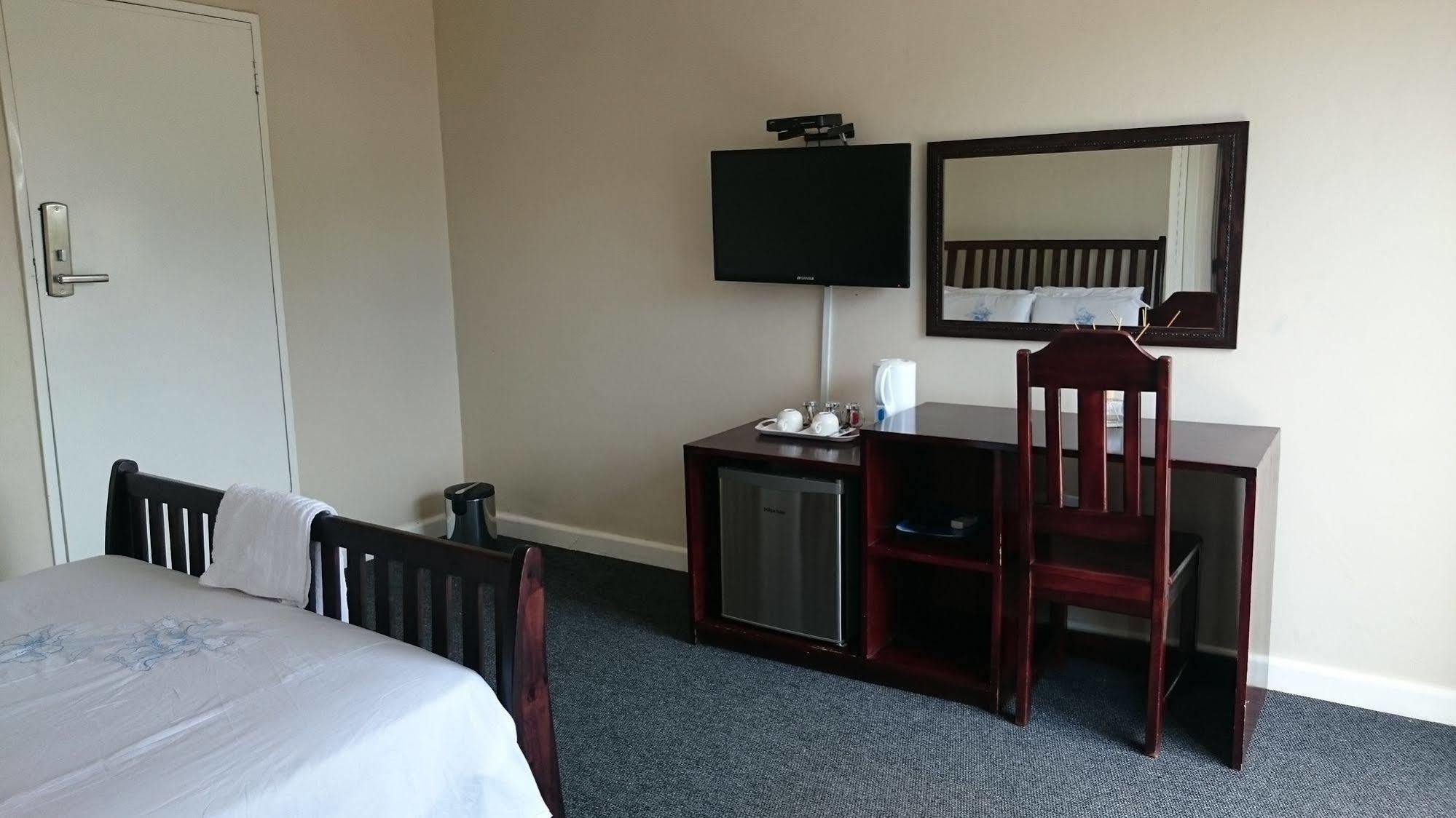 Lepatino Bed & Breakfast Livingstone Ngoại thất bức ảnh
